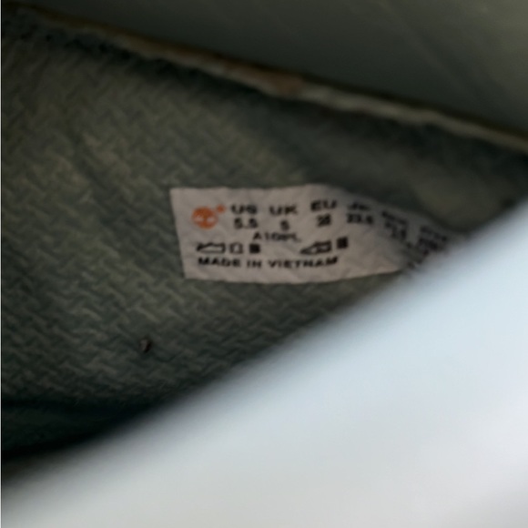 Rare Timberland Women's Mint Green Premium Boots - Picture 5 of 8